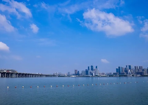 ���ڣ������׸���ͧȫ��ҵ���ܲ��仧����ǰ�������ٽ���ȫ�������Ķ���